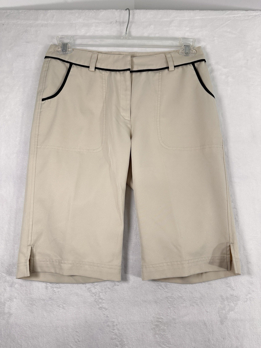 Callaway Golf Shorts Size 6 Womens Long 12” Inseam Lightweight Tan Beige Black
