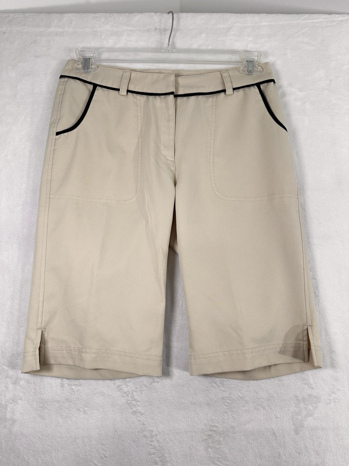 Callaway Golf Shorts Size 6 Womens Long 12” Inseam Lightweight Tan Beige Black