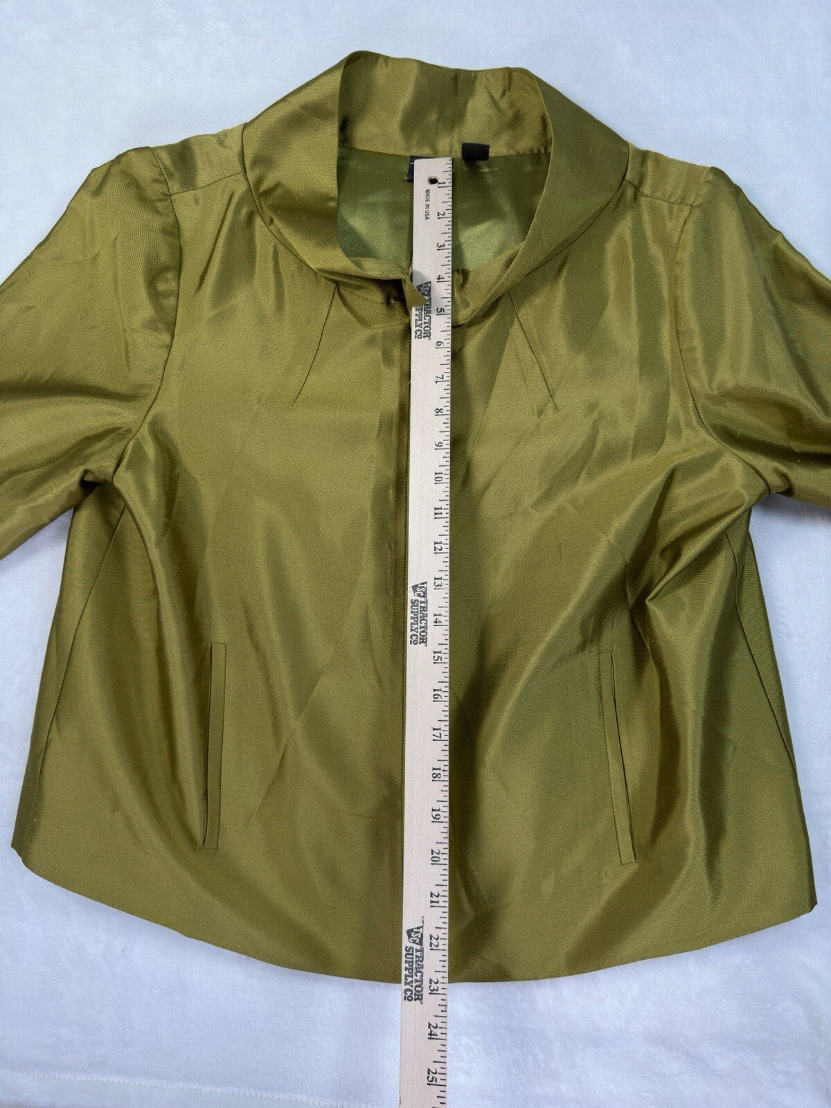 Chicos Travelers Size 2 Jacket Green Silk Structured Funnel Neck Full Zip Medium
