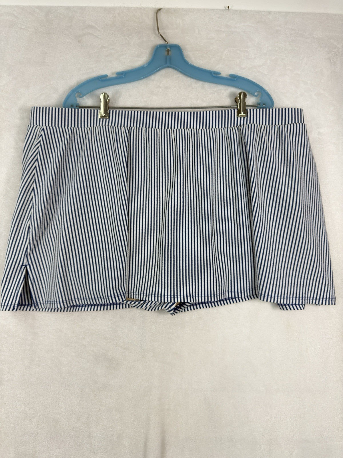 Cacique Swim 28 Tankini Seersucker Blue Striped Top Bottom Swimwear Set Women