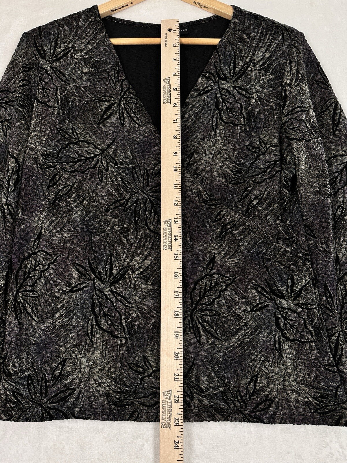 Citiknits Medium Faux Wrap Top Black Floral Print Womens Long Sleeve Blouse