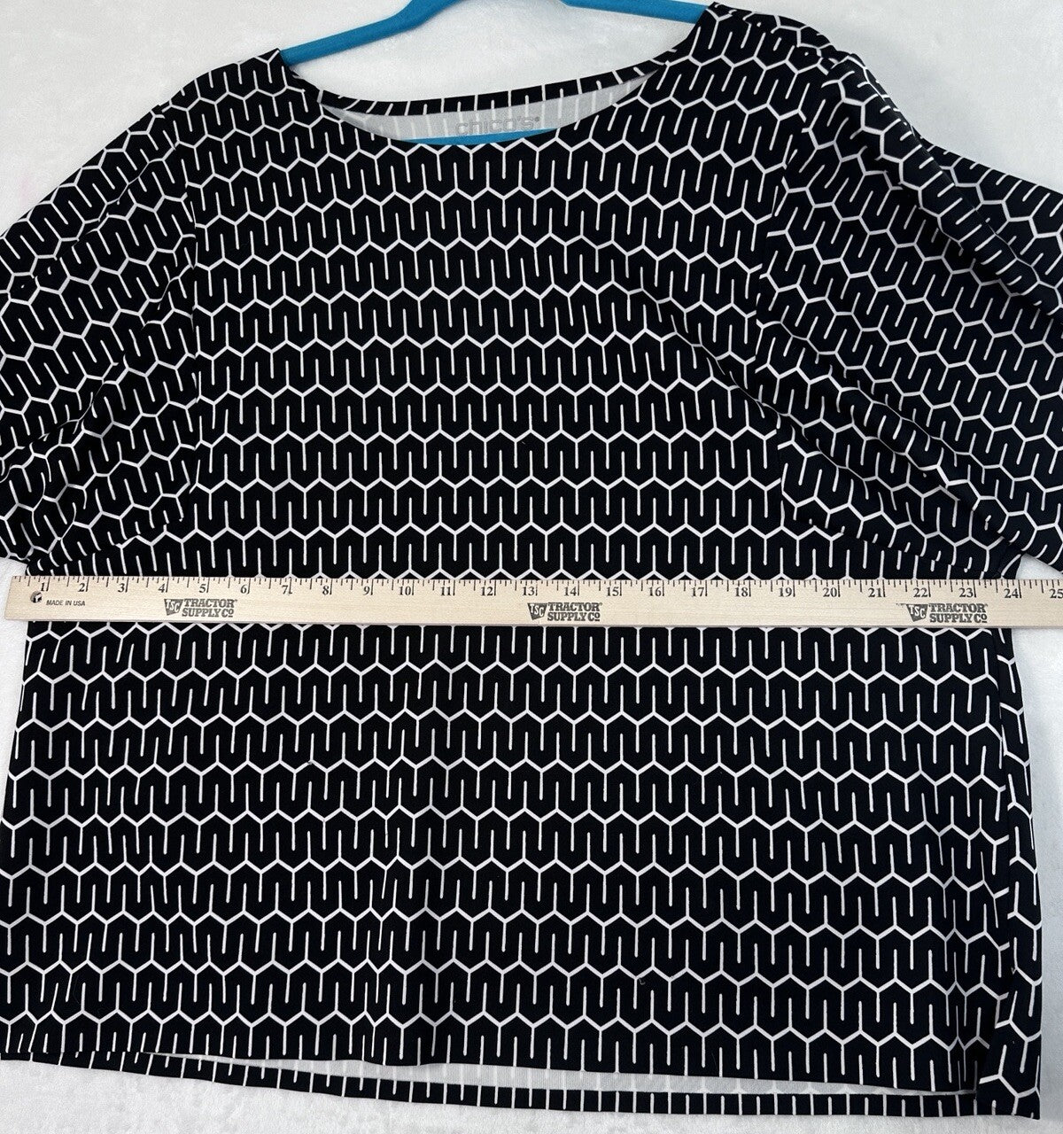Chicos Size 3 Top XL Short Sleeve Black White Geometric Print Womens