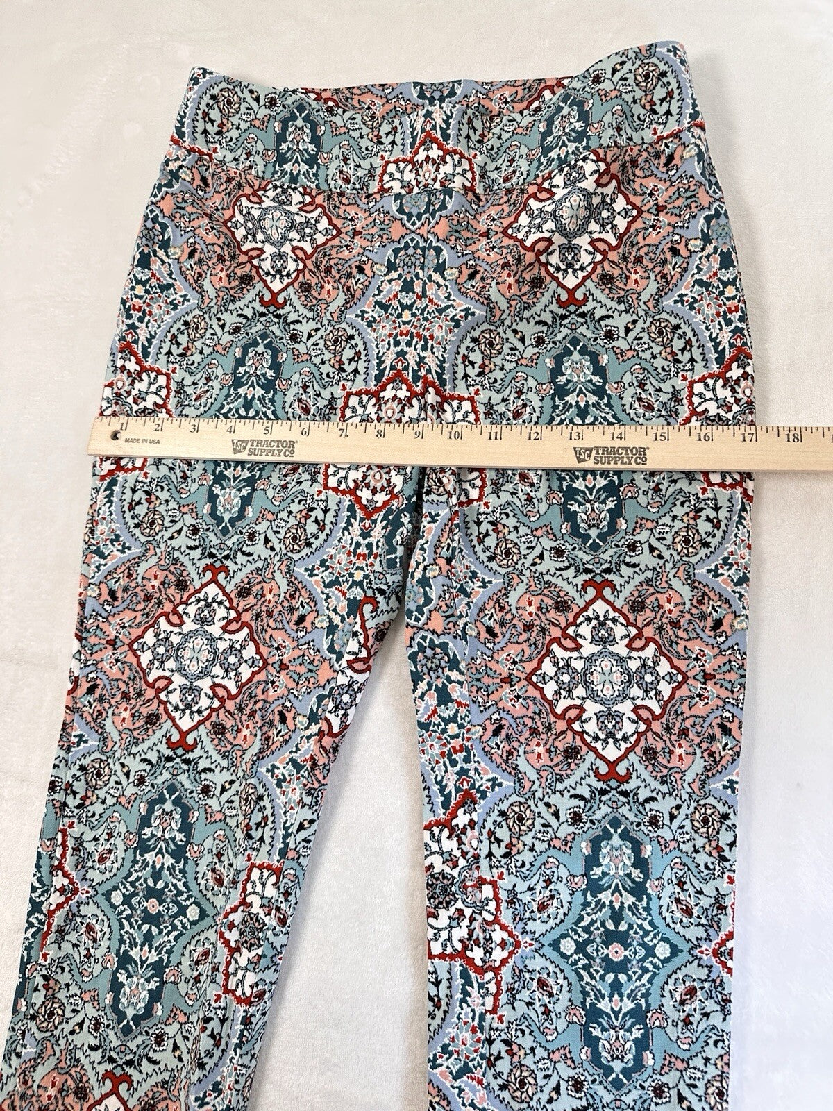 Chicos So Slimming Pants Size 00P US 2P 2 Petite Brigitte Medallion Blue Pink
