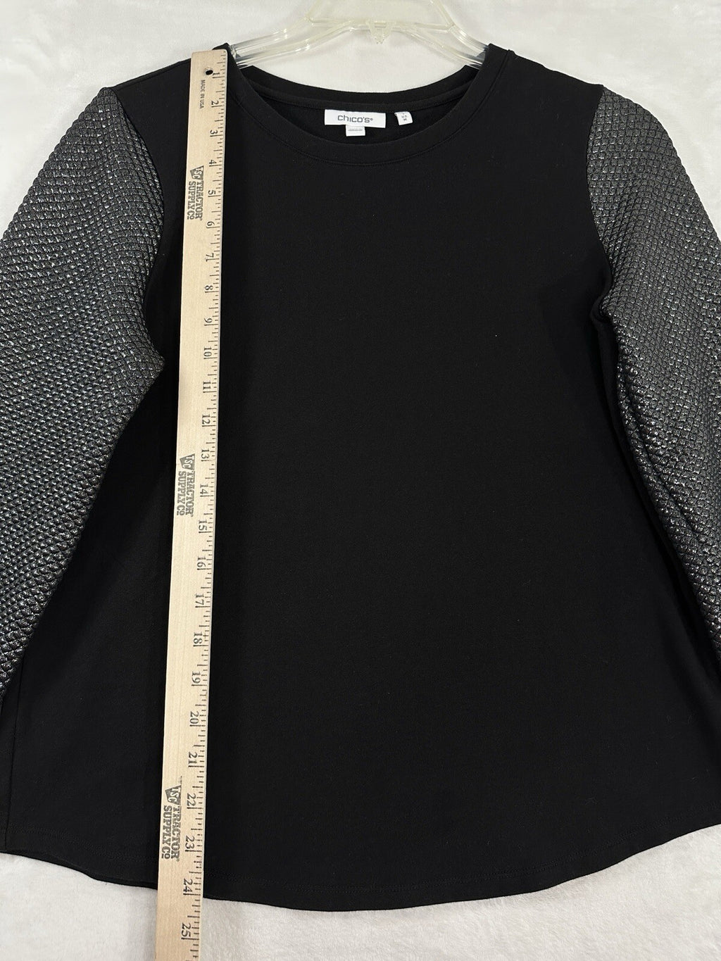 Chicos Size 1 Tops Medium Foil Sleeve Sweatshirt Black Top Womens Crewneck