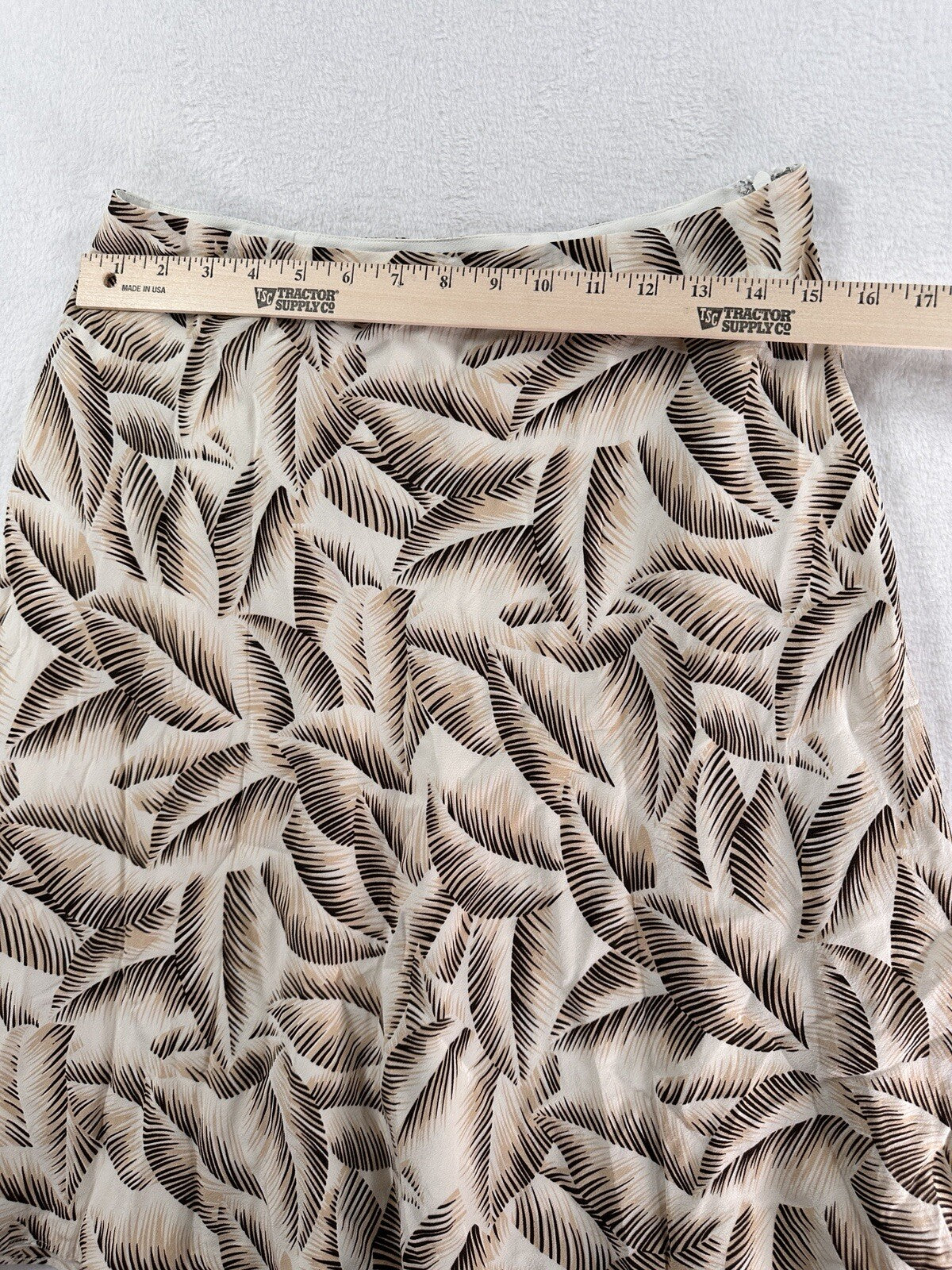 Ann Taylor Silk Skirt Size 4 Lined Tropical Print Knee Length A Line