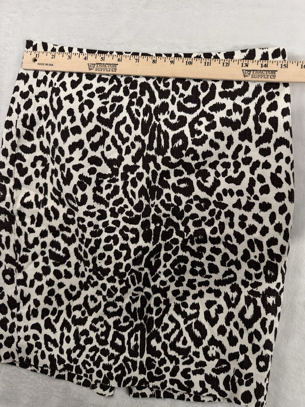 J Crew Pencil Skirt Size 0 Black Leopard Print Knee Length Animal XS Womens