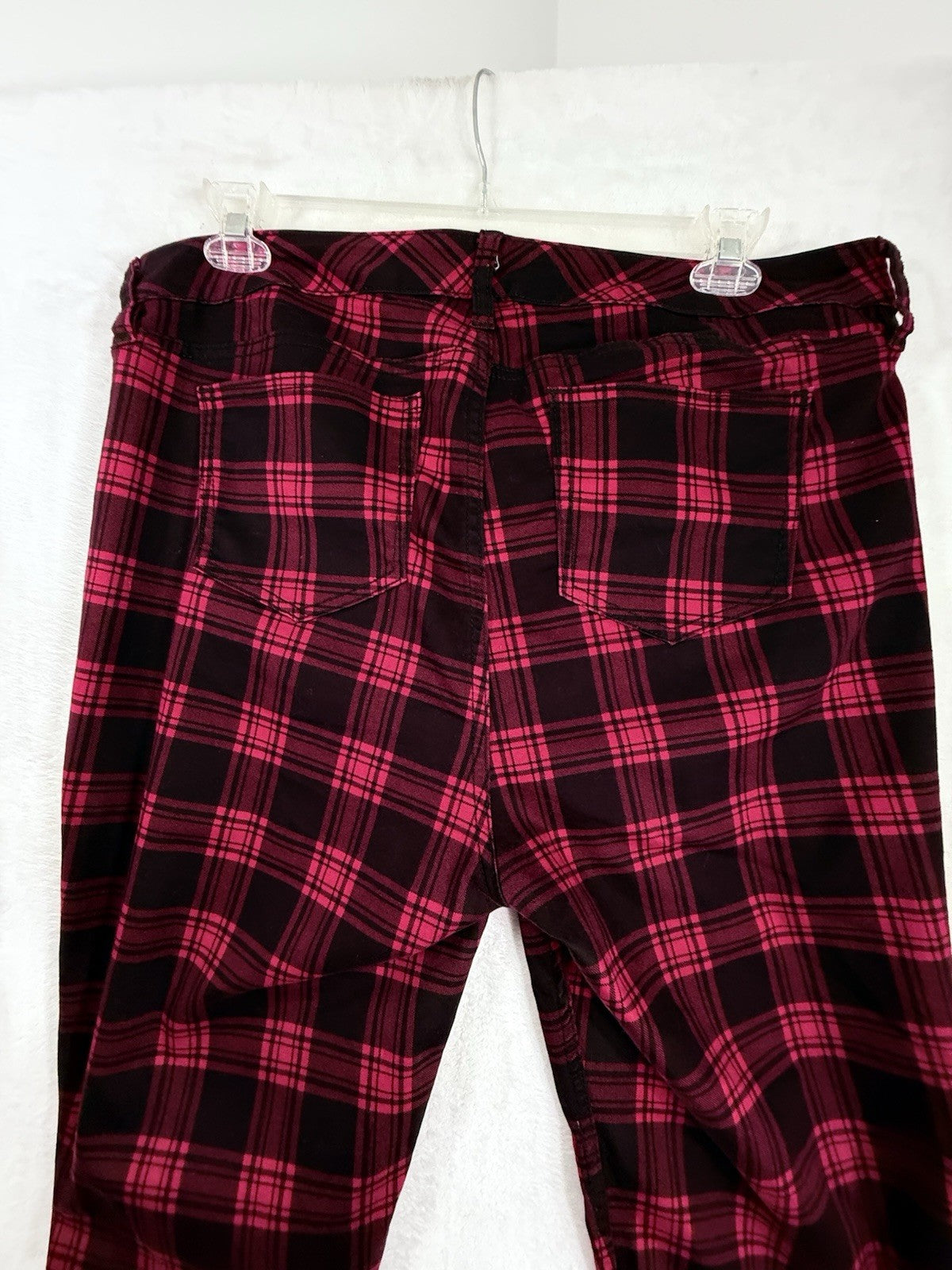Hot Topic Black And Red Plaid Jeans HT Denim Pants Zippers Hi Rise Super Skinny