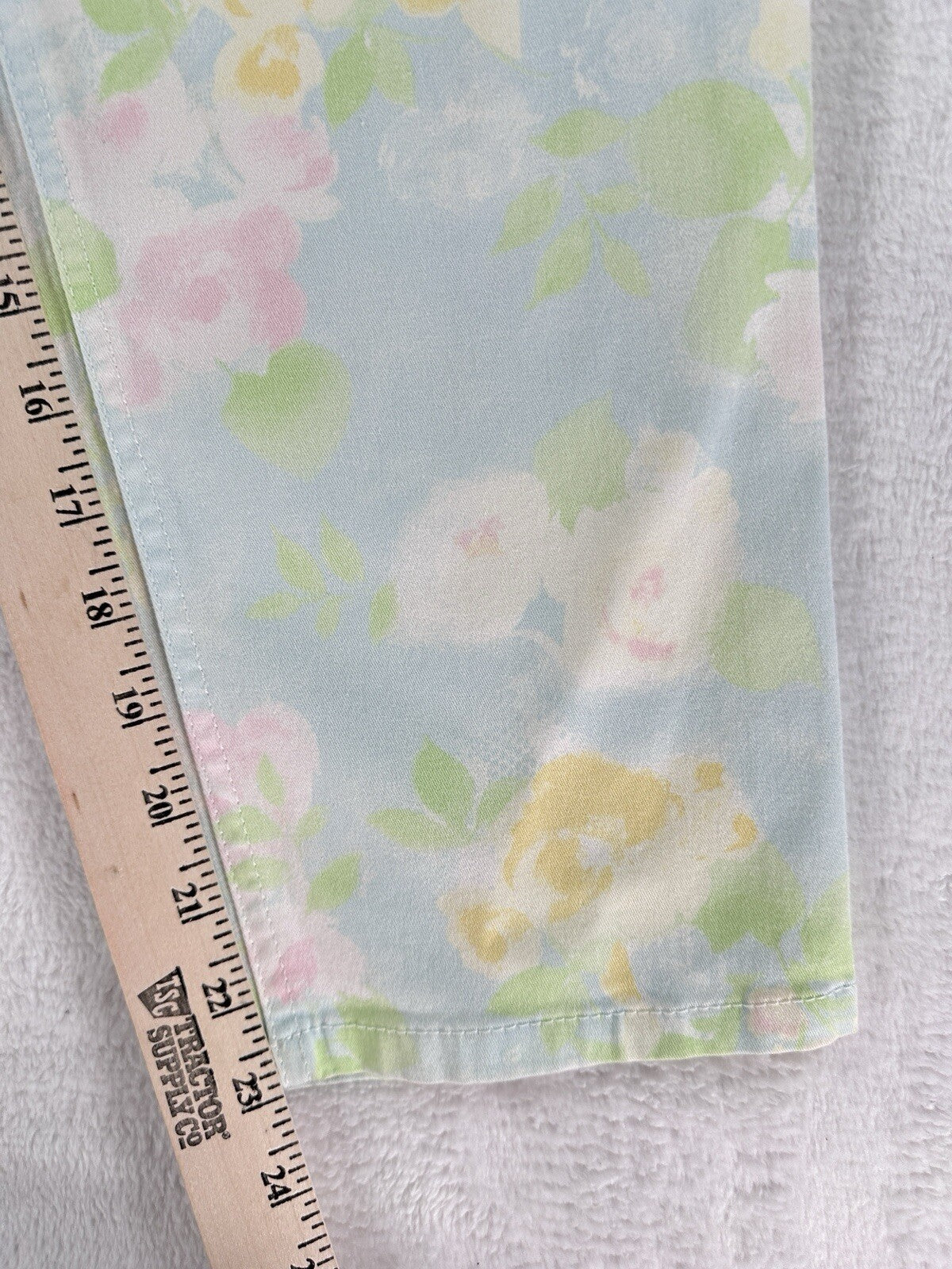 J Jill Authentic Fit Cropped Jeans 6 Petite Floral Print Light Blue Roses