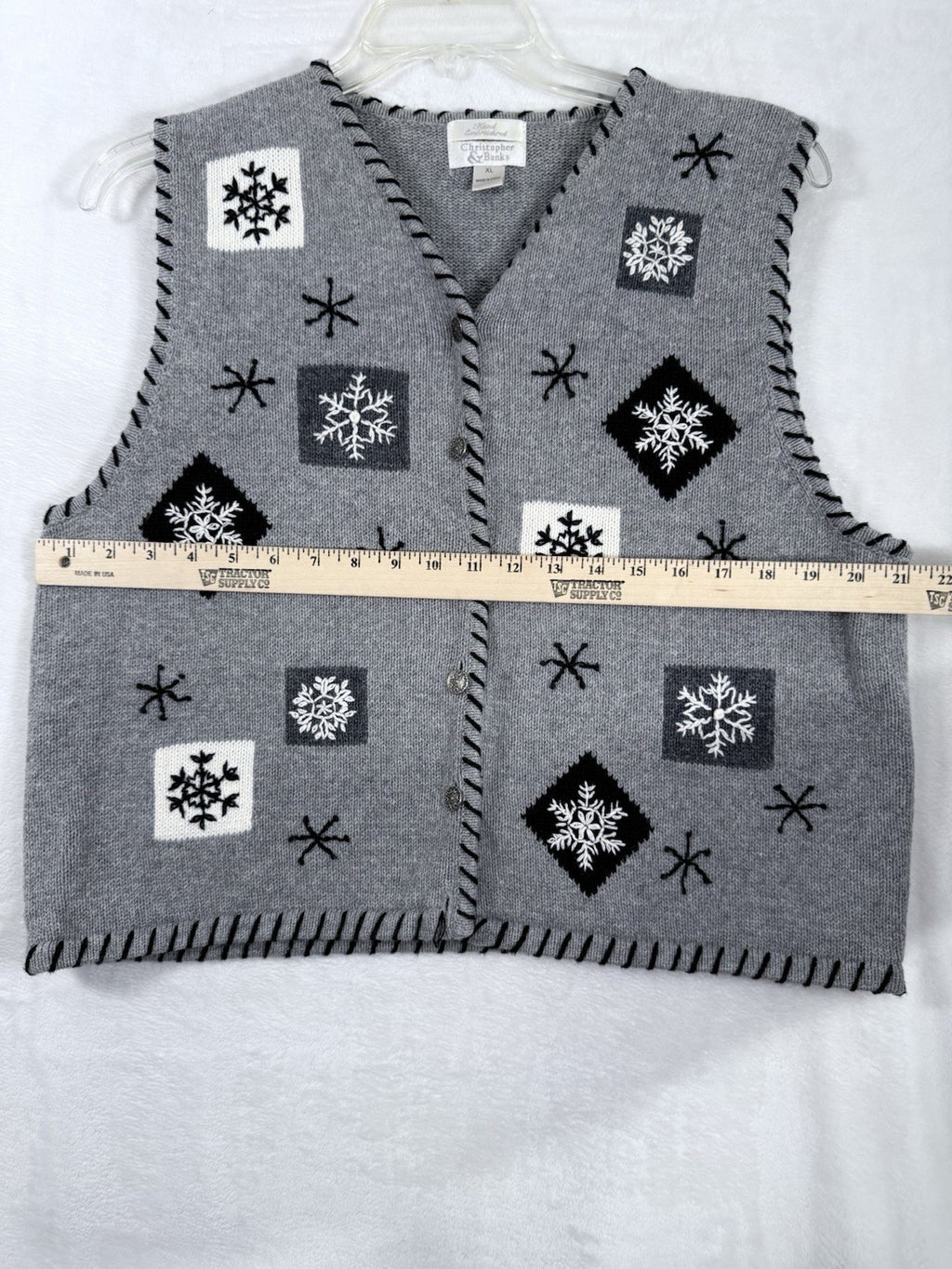 Christopher And Banks Christmas Sweater XL Cardigan Gray Snowflakes *FlawRead