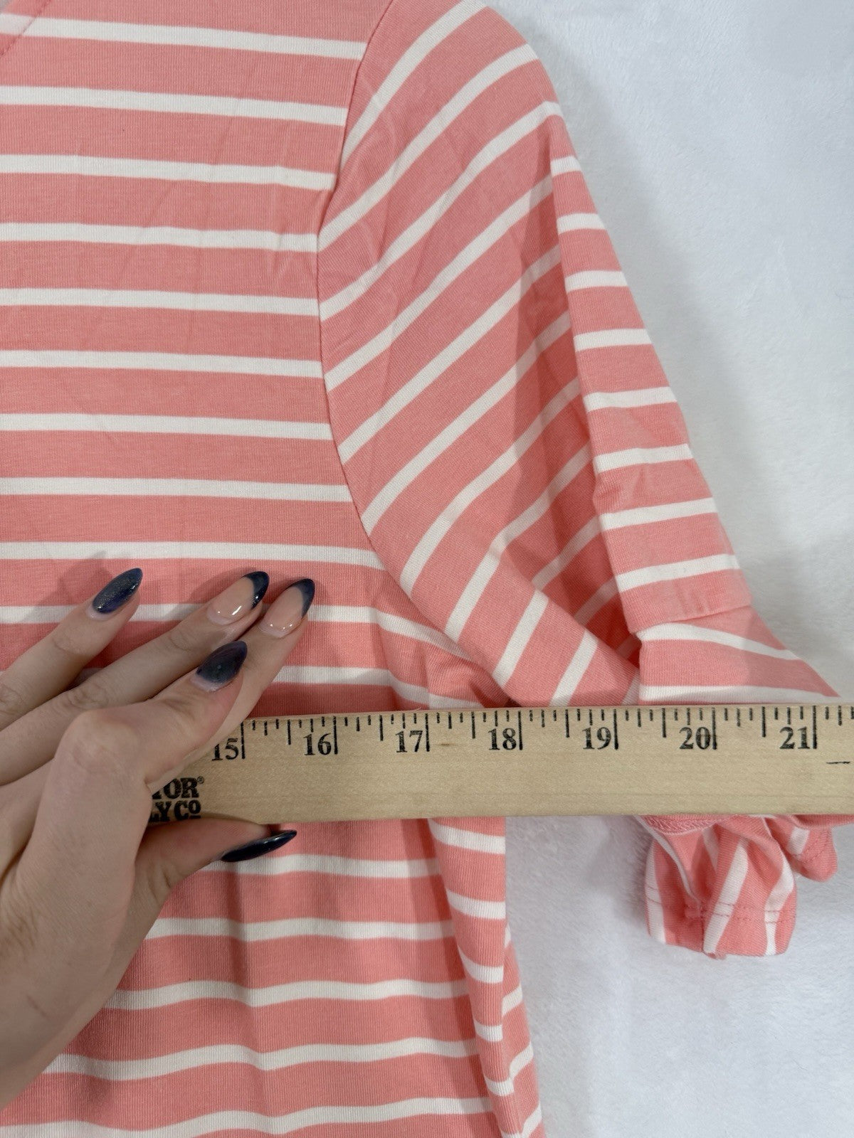 Croft Barrow Medium Tops Pink Striped T Shirt Short Sleeve Tee Women Cotton