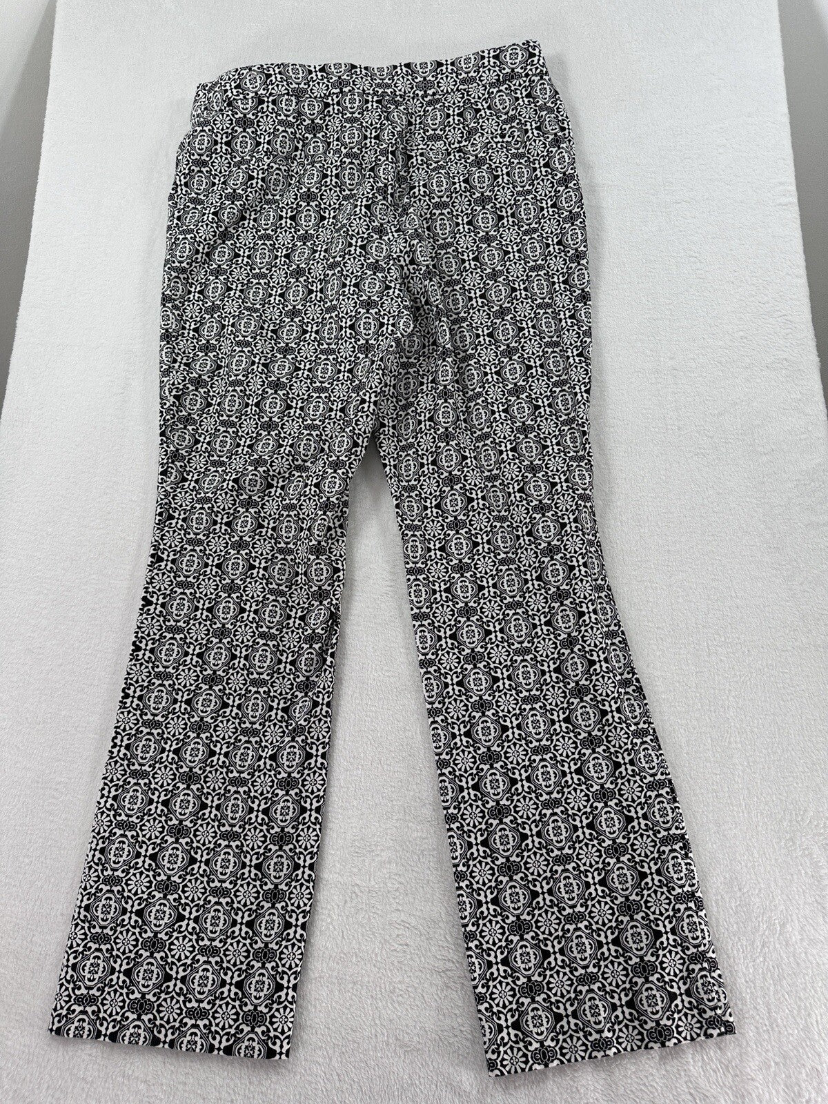 Chicos Pants Size 0.5 US 6 Black White Print Straight Leg Ankle Womens