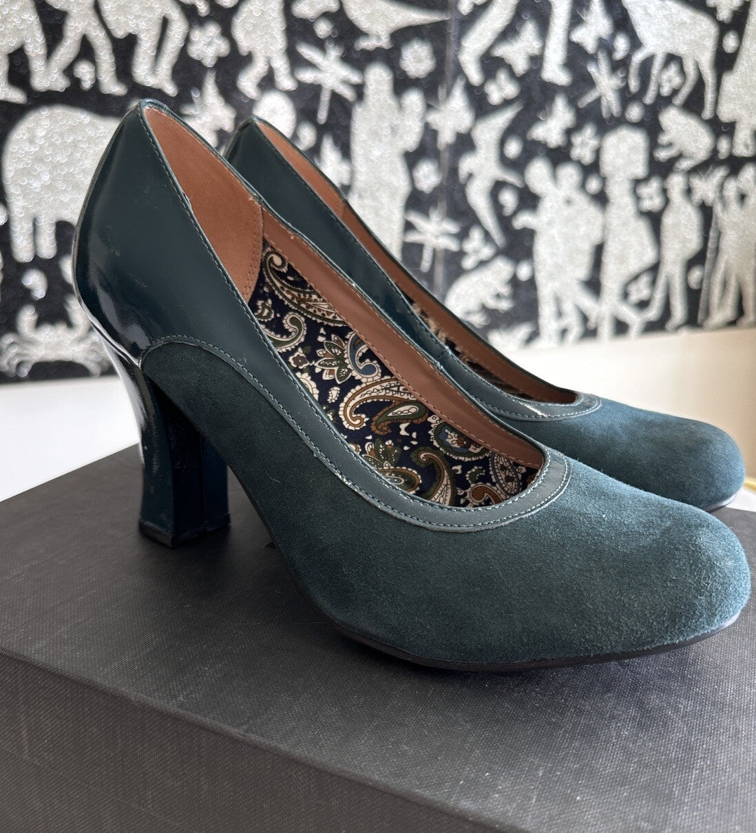 Hotter Shoes Womens US Size 9 Heels Green Suede Patent Leather Pumps UK 7