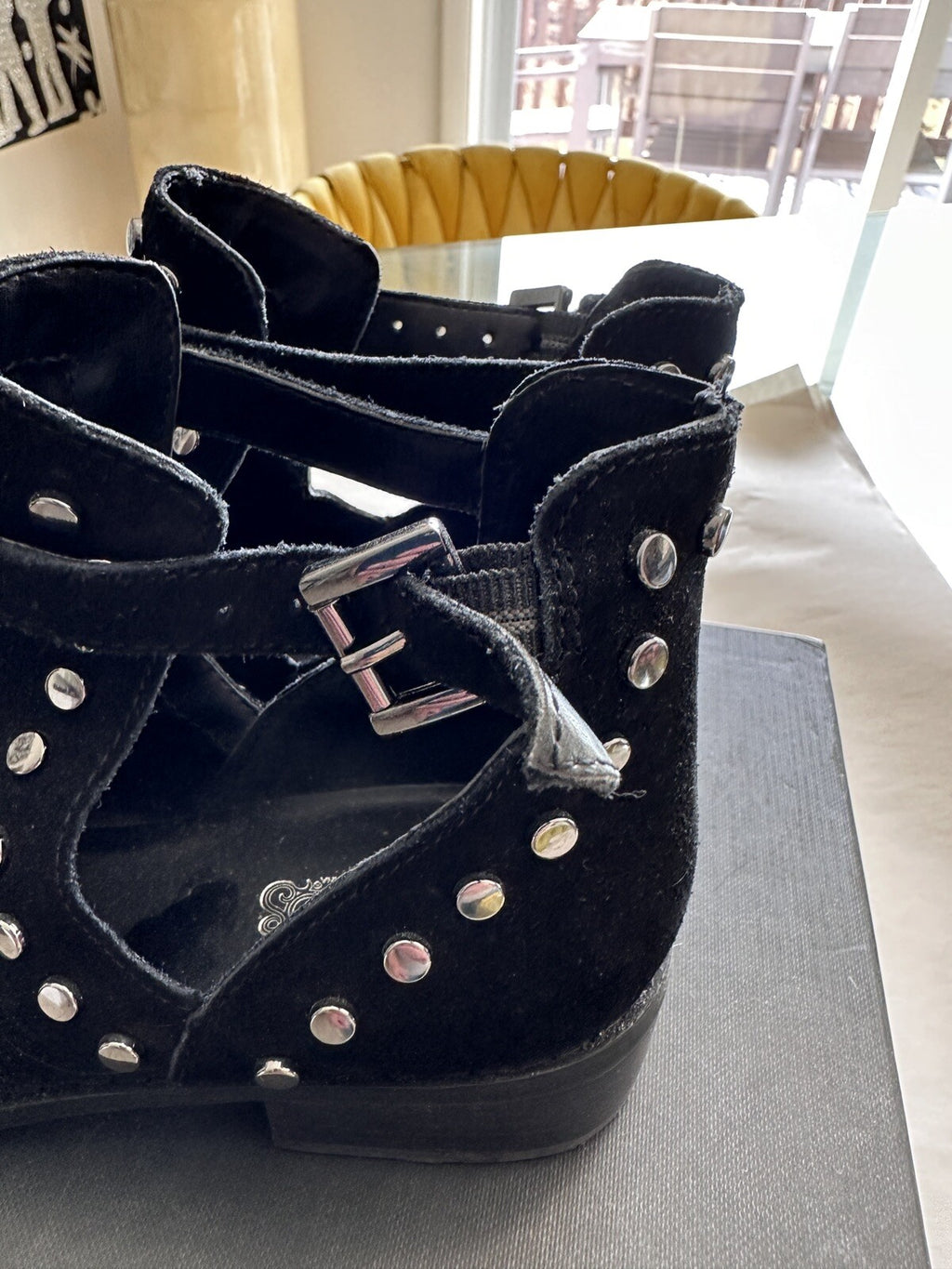 Carlos Santana Boots Size 6 Black Suede Leather Women’s Booties *flawread
