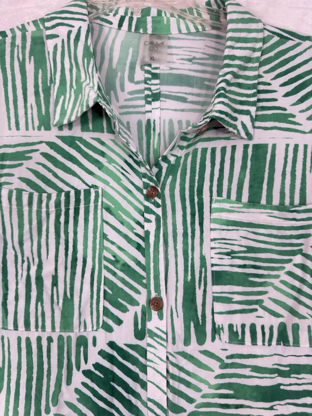 Calia By Carrie Underwood XL Top Long Sleeve Leaf Print Green Lightweight Womens