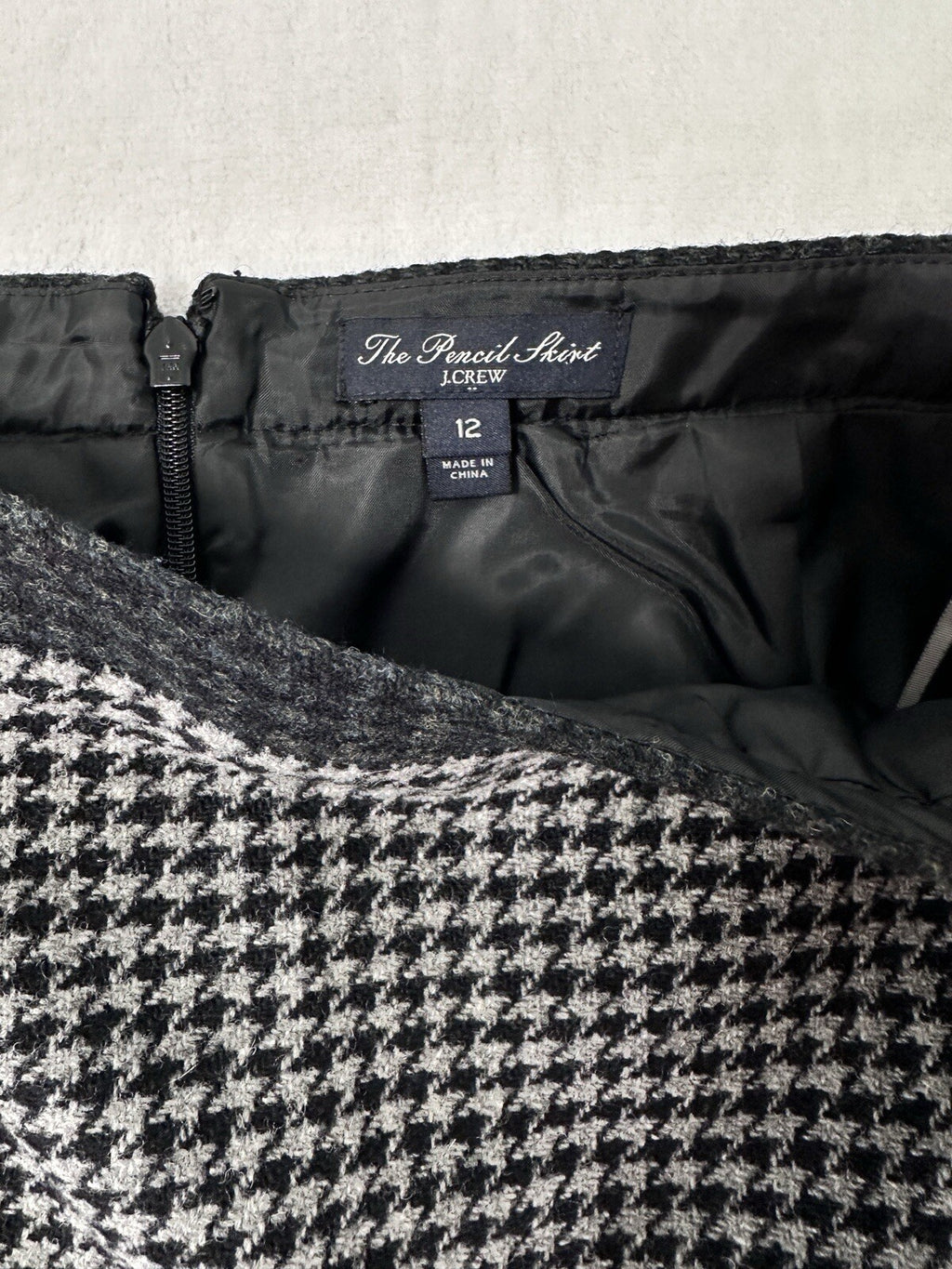 J Crew The Pencil Skirt 12 Gray Wool Houndstooth Knee Length Lined Womens