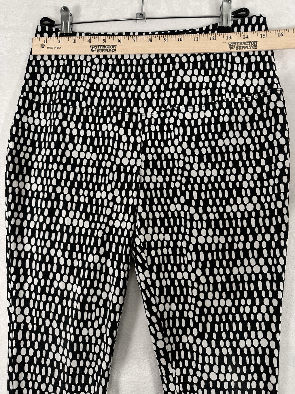 Chicos Zenergy Size 1 Leggings Medium Black White Polka Dots Pull On Pants