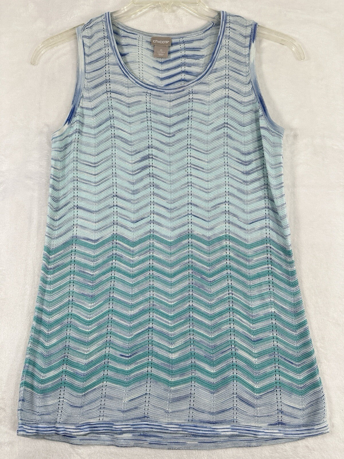 Chicos Size 0 Top Wavy Striped Sweater Tank Sleeveless Small Blue Rayon Womens