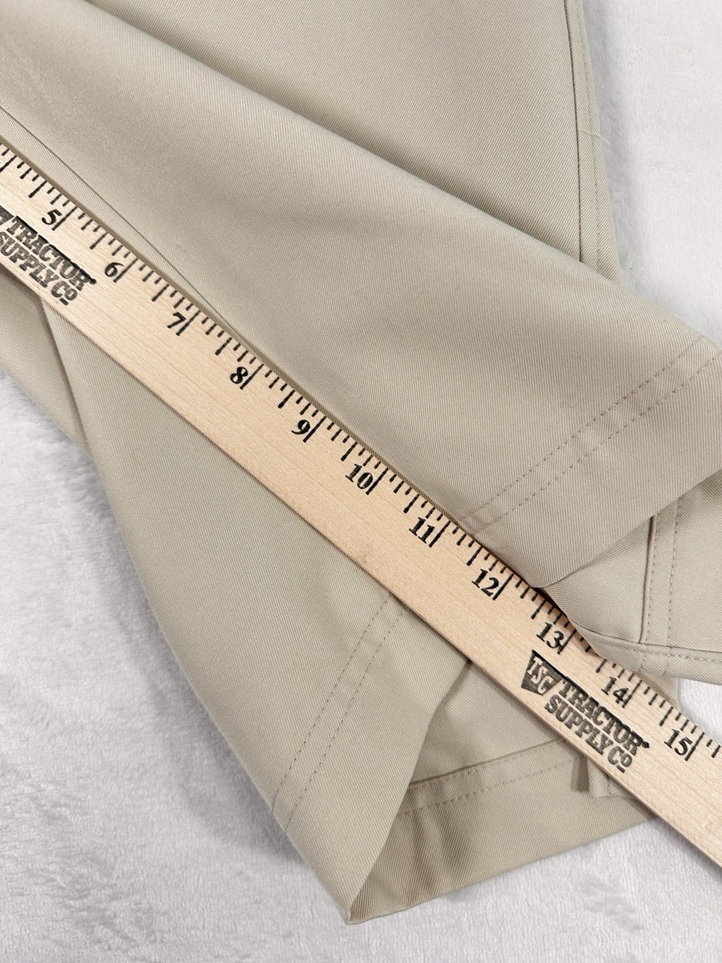 Callaway Golf Shorts Size 6 Womens Long 12” Inseam Lightweight Tan Beige Black