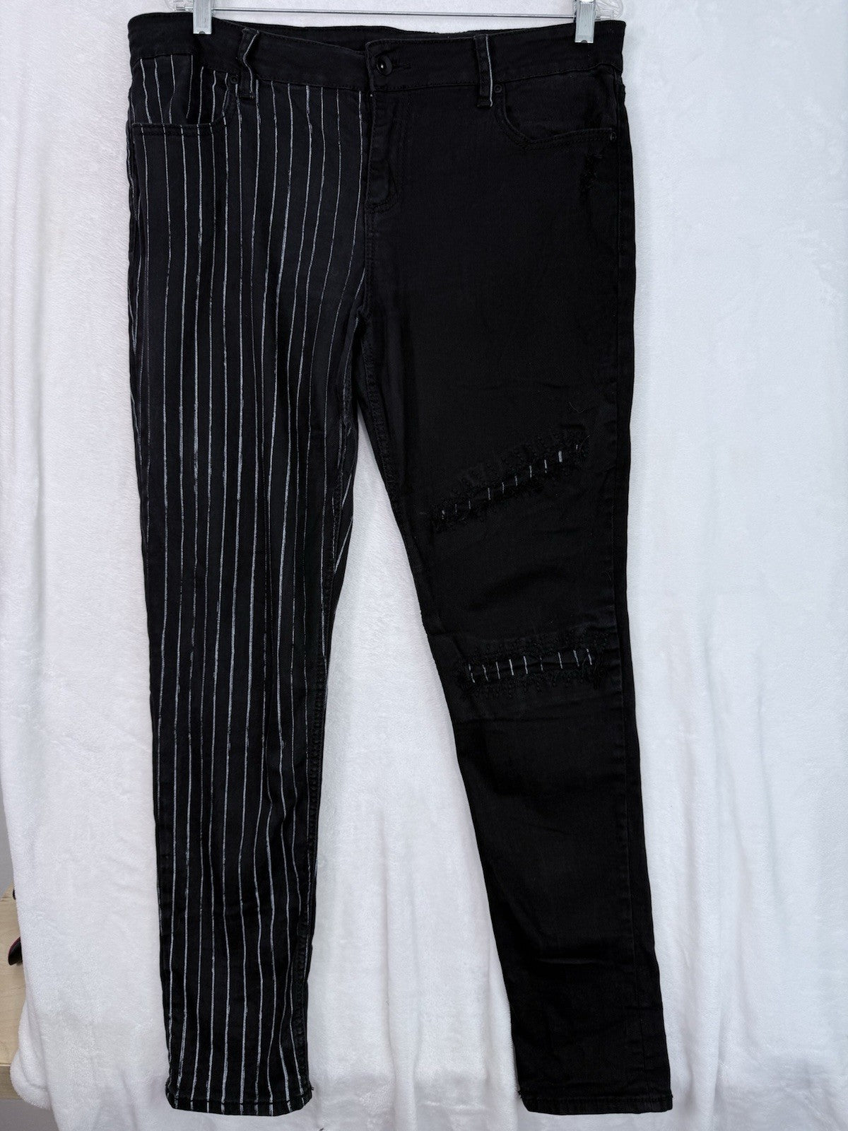 Hot Topic Nightmare Before Christmas Jeans 17 Jack Head Back Patch Black