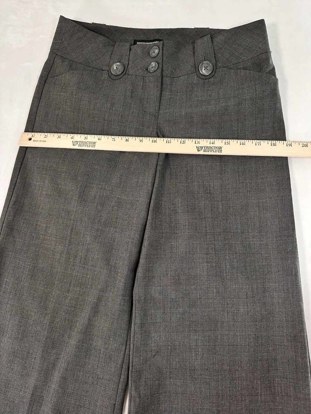 Express Editor Size 4 Dress Pants Gray Windowpane Plaid Big Button Womens