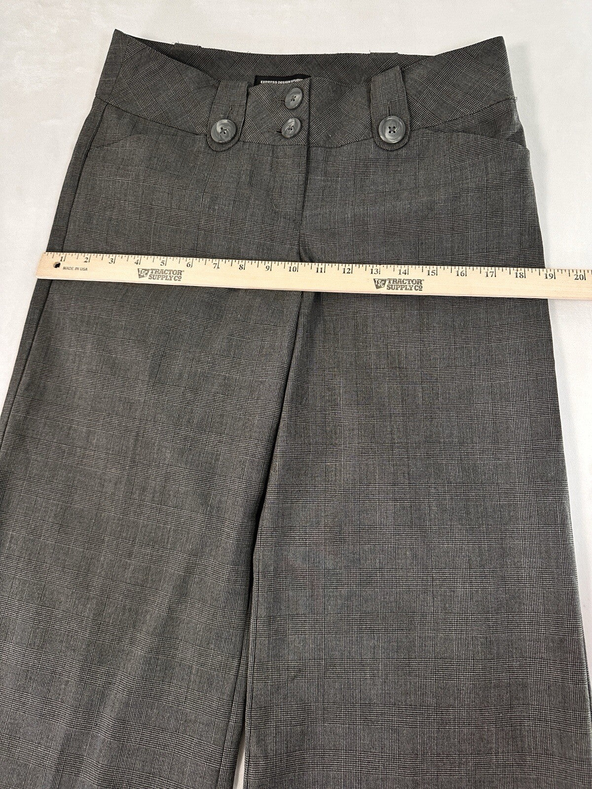 Express Editor Size 4 Dress Pants Gray Windowpane Plaid Big Button Womens