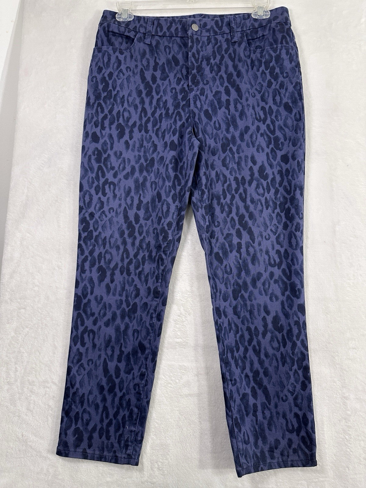 Chicos Perfect Stretch Girlfriend Slim Ankle Jeans 1.5 10 Purple Cheetah Print