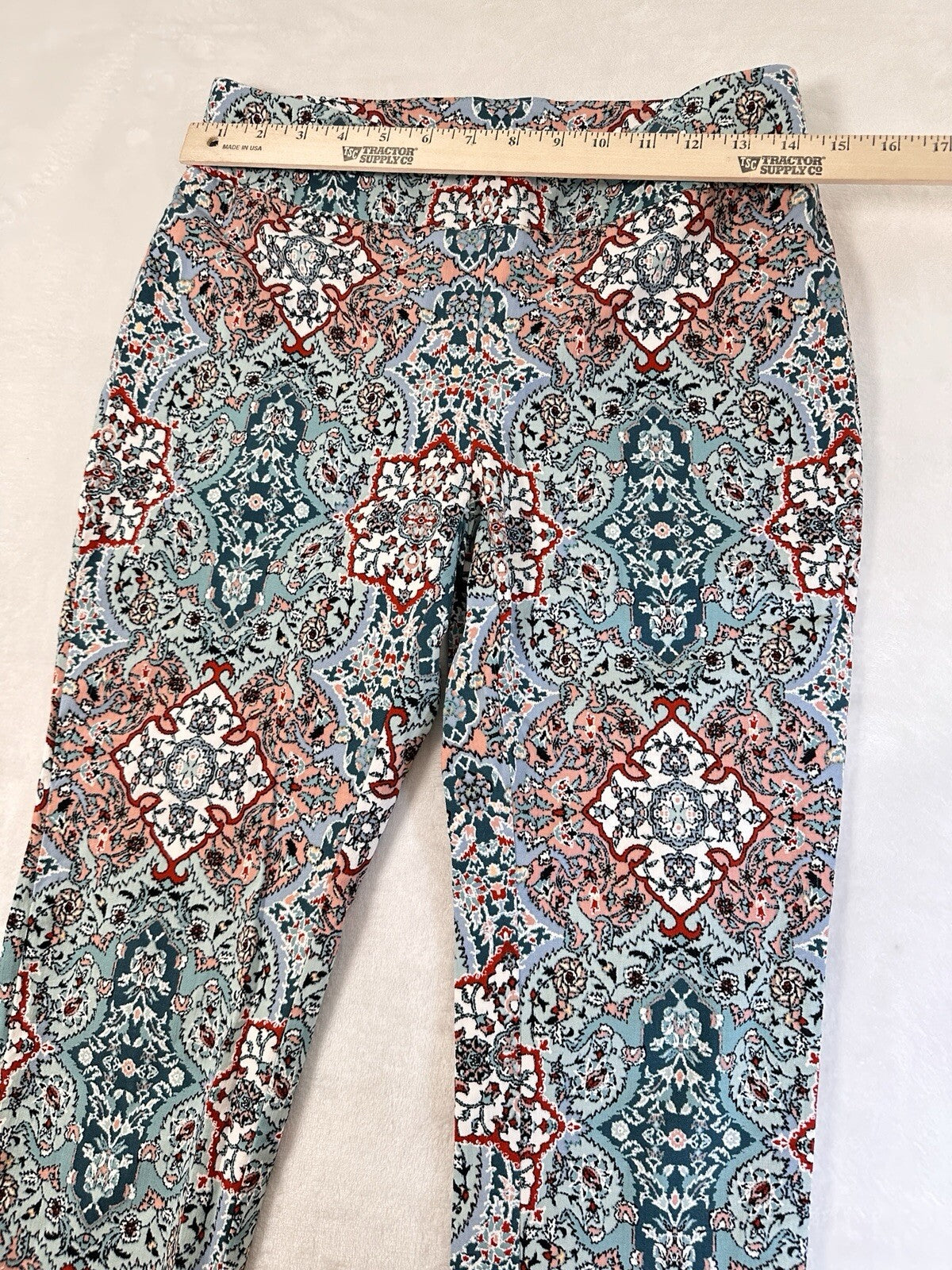 Chicos So Slimming Pants Size 00P US 2P 2 Petite Brigitte Medallion Blue Pink