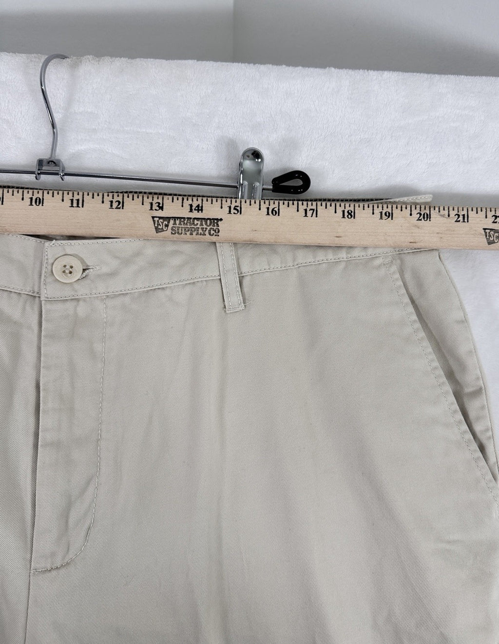 Caribbean Joe Shorts Men’s 40 10” Inseam 100% Cotton Tan Khaki