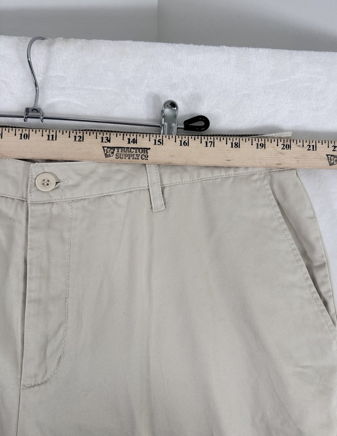 Caribbean Joe Shorts Men’s 40 10” Inseam 100% Cotton Tan Khaki