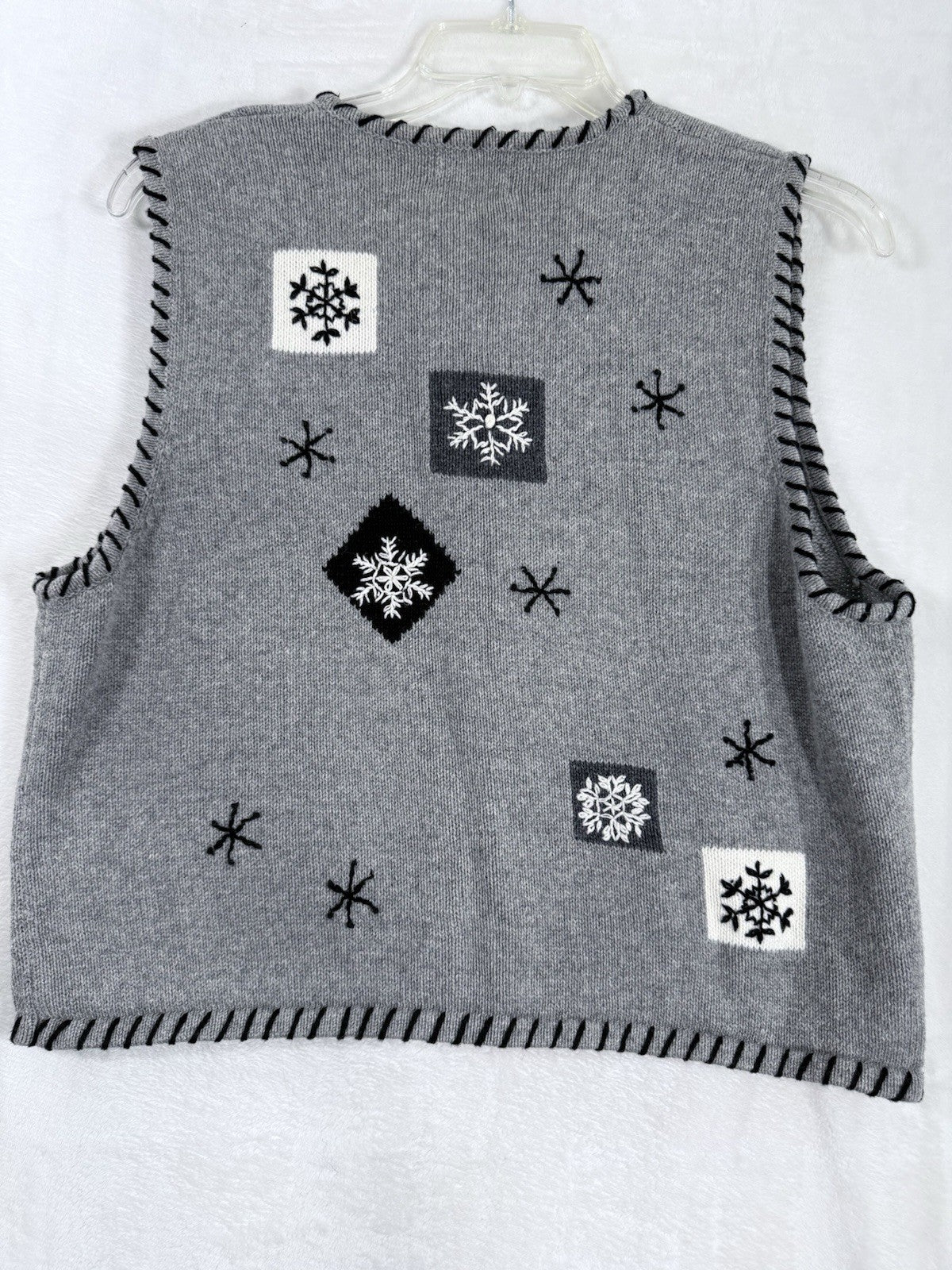 Christopher And Banks Christmas Sweater XL Cardigan Gray Snowflakes *FlawRead