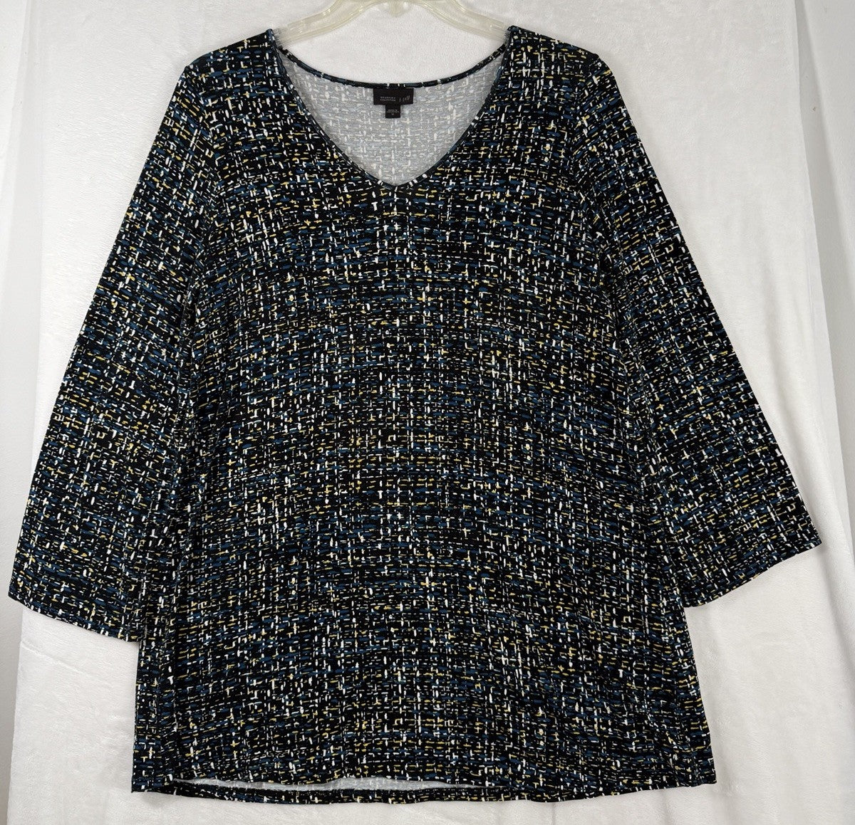 J Jill Wearever Top Medium Black Blue Yellow Print Knit V Neck Rayon Spandex