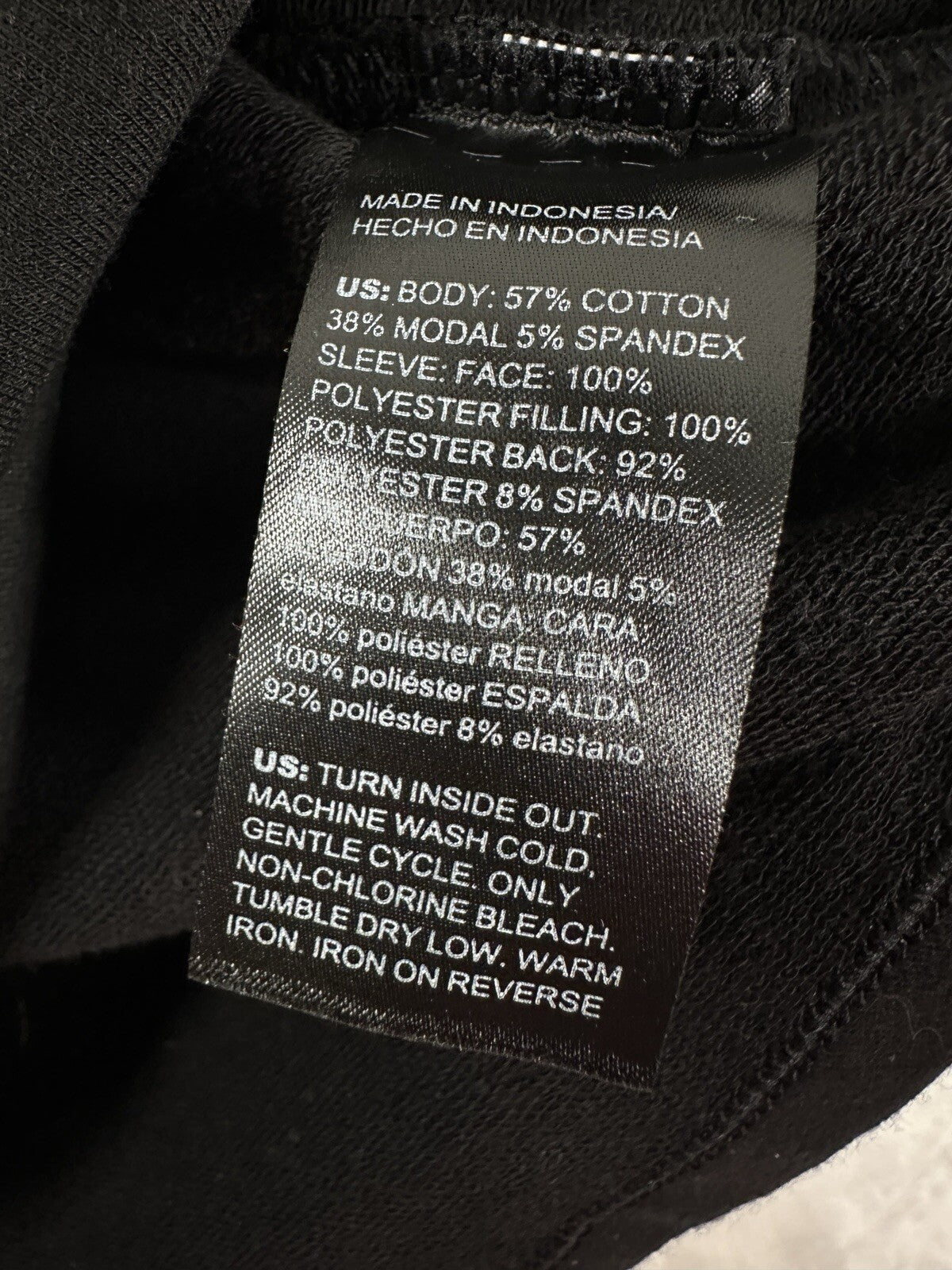 Chicos Size 1 Tops Medium Foil Sleeve Sweatshirt Black Top Womens Crewneck
