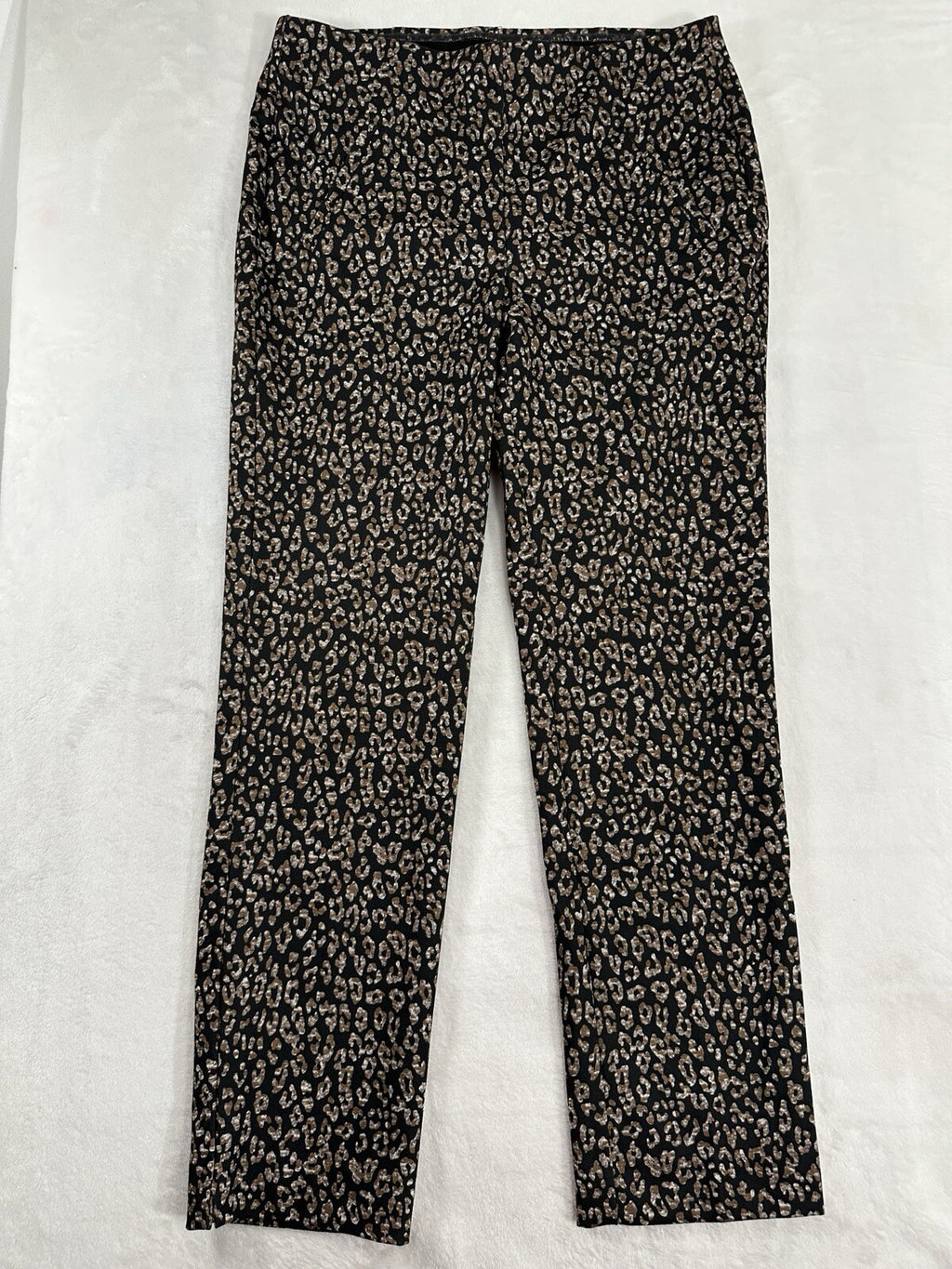 Chicos 00 US 2 Fabulously Slimming Ankle Pants Animal Print Black Knit Pull On