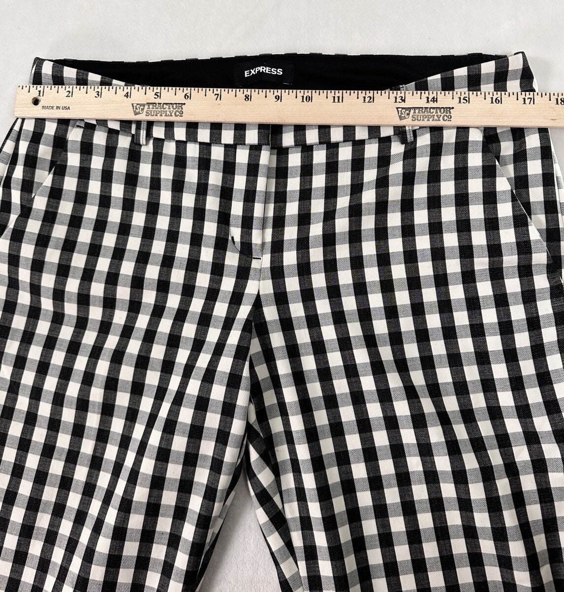 Express Columnist Ankle Pants 10 10R Black White Check Stretch Low Rise Womens