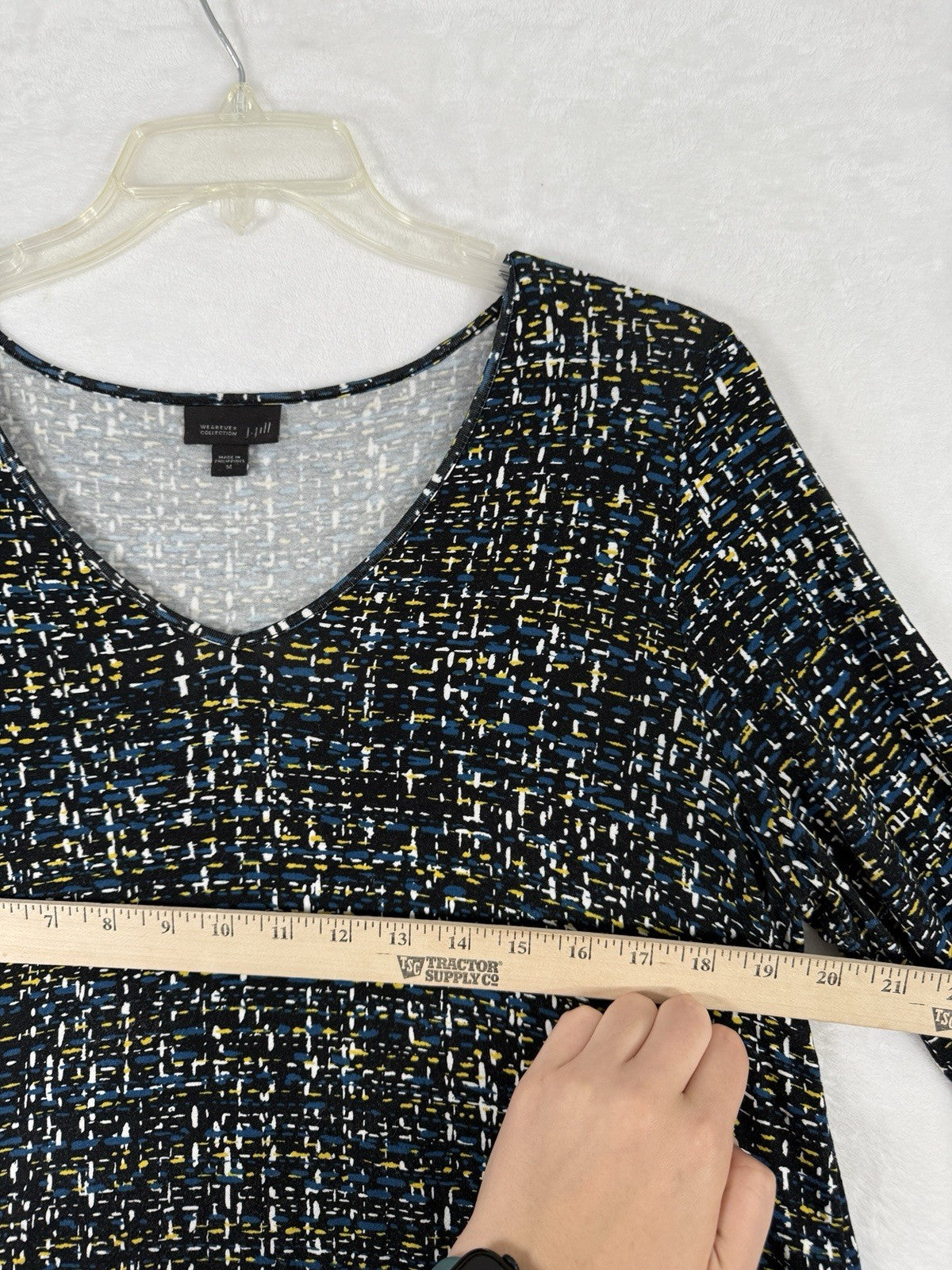 J Jill Wearever Top Medium Black Blue Yellow Print Knit V Neck Rayon Spandex