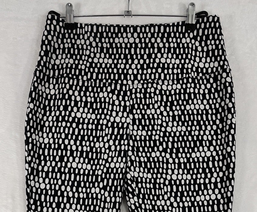 Chicos Zenergy Size 1 Leggings Medium Black White Polka Dots Pull On Pants