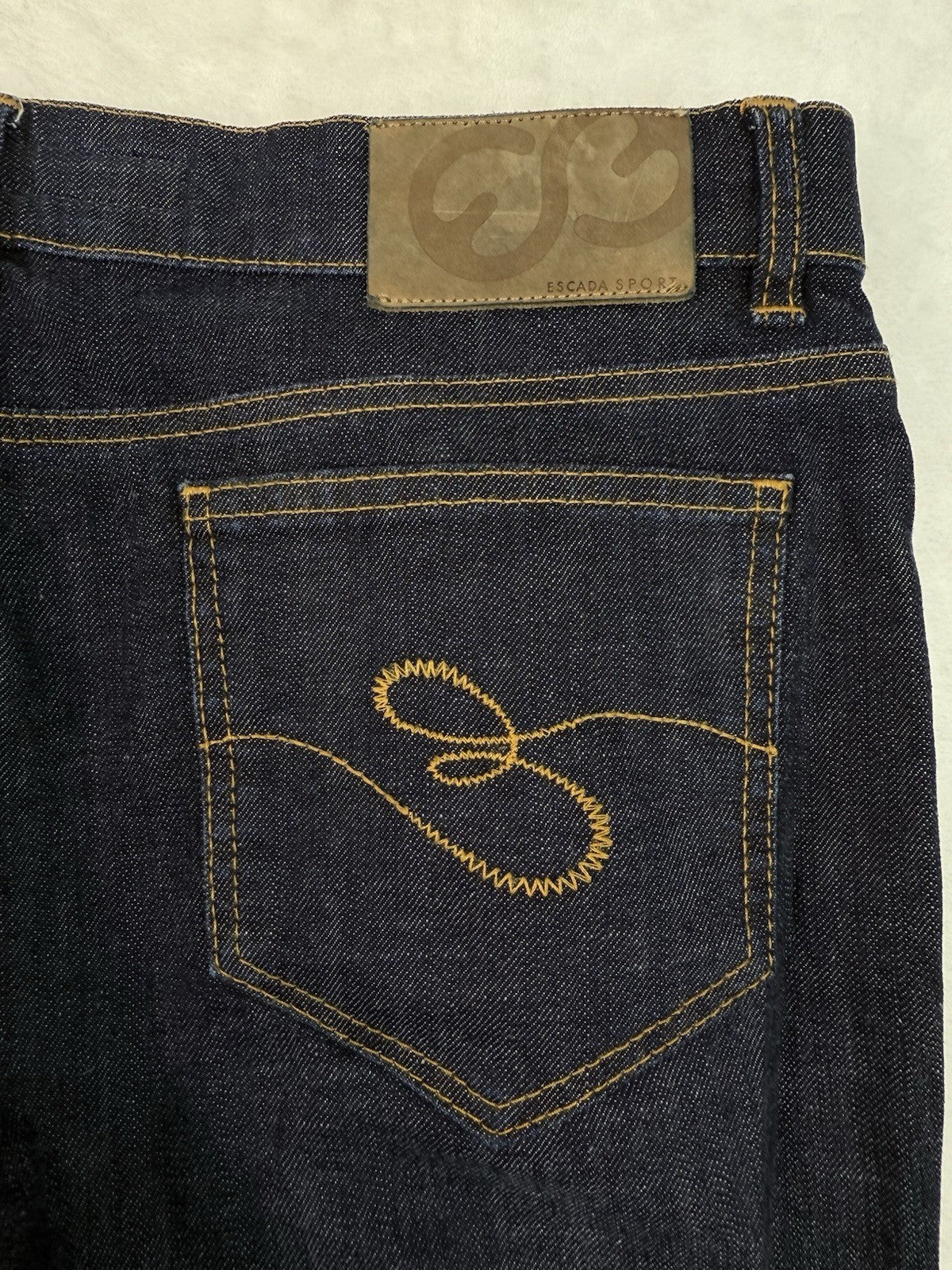 Escada Sport Jeans 44 Womens Dark Blue Denim Straight Leg Made Italy
