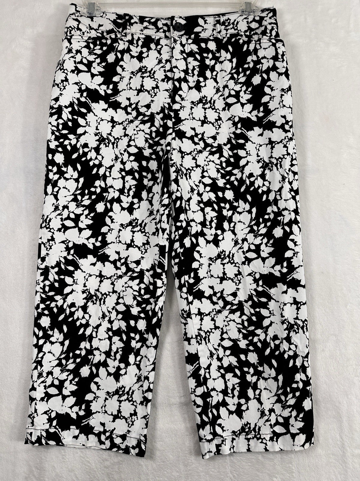 Croft & Barrow Crop Pants 10 Black White Floral Print Cotton Stretch Womens