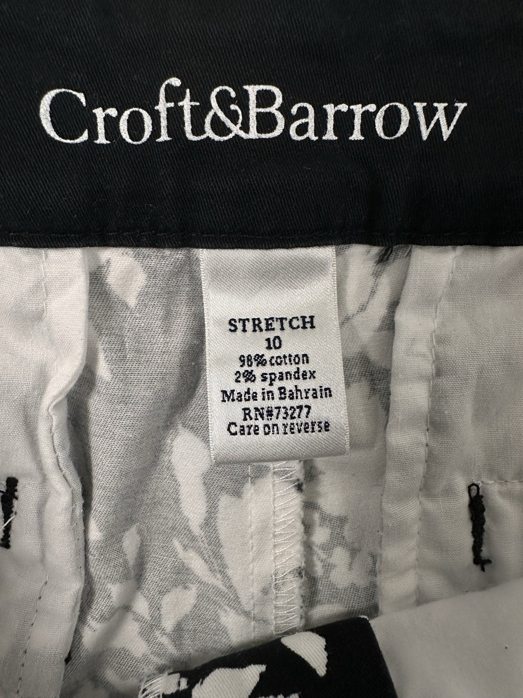 Croft & Barrow Crop Pants 10 Black White Floral Print Cotton Stretch Womens