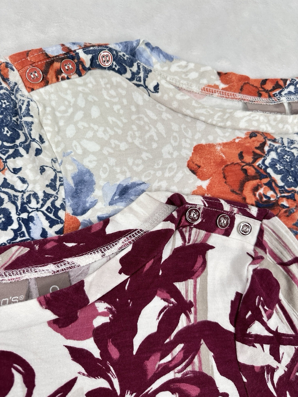 Chicos Size 0 Tops 3/4 Sleeve Purple Blue Floral Print Cotton Modal Womens Small